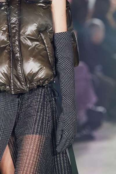 Look 38